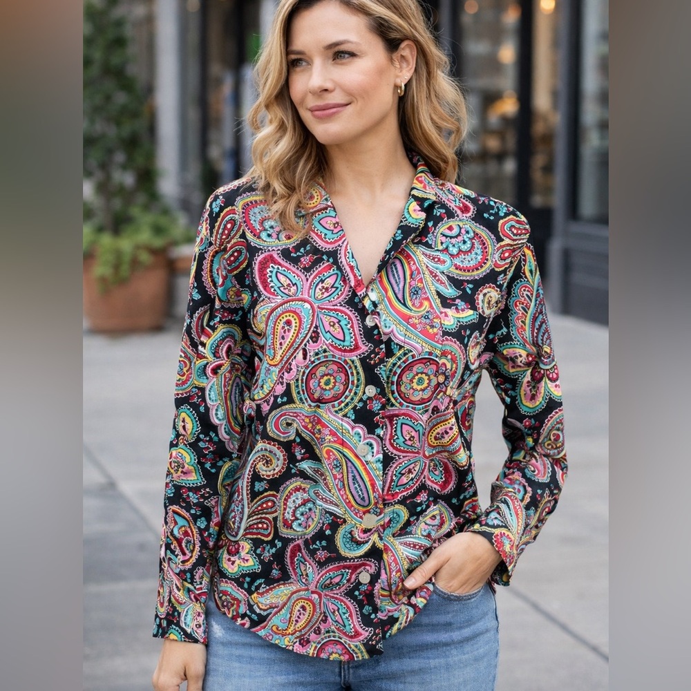 VERA BRADLEY Paisley Print Women's Button Down Top - L